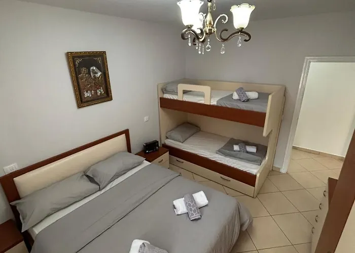 Town Centre Cosy Flat Apartman *