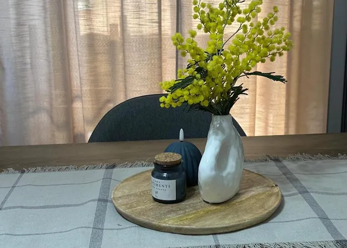 公寓 Town Centre Cosy Flat